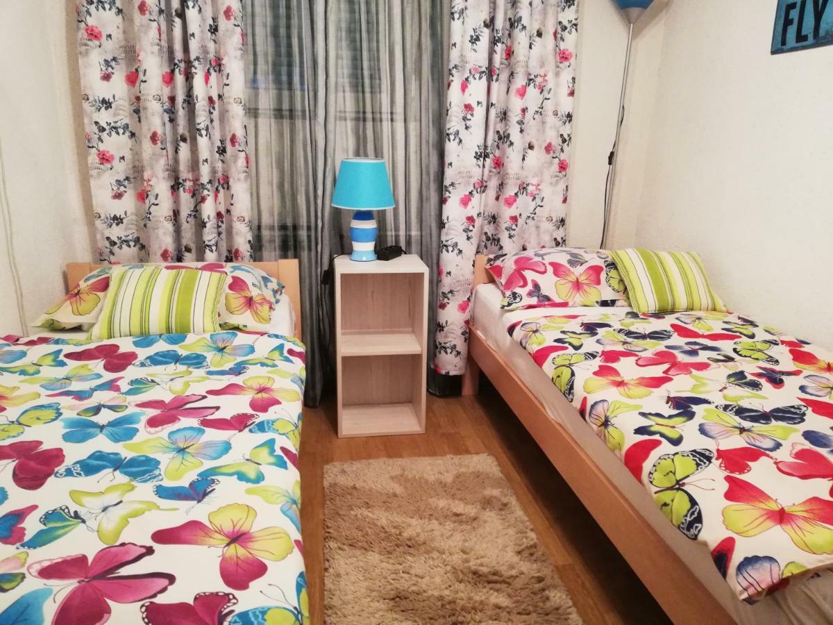 Apartman Teuta Загреб Экстерьер фото