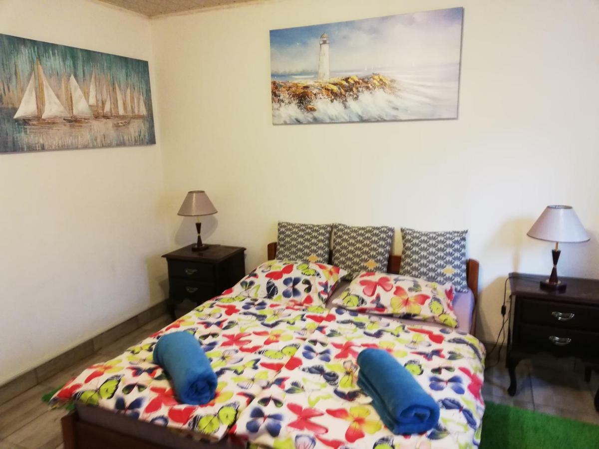 Apartman Teuta Загреб Экстерьер фото
